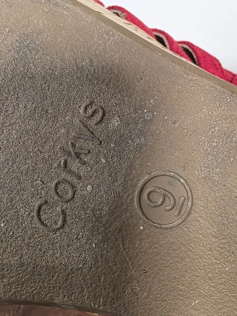 Corkys Oopsie Daisey Red Faux Suede Cork Wedge Sandals Size 9